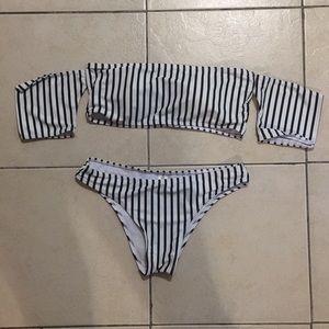 Zaful Black & White Stripped Bikini